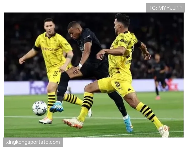 登贝莱vs阿什拉夫：边路速度对抗与战术博弈解析