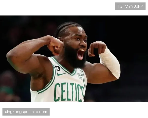 杰伦·布朗挡拆拉开空间效率提升显著超越对手锋线球员