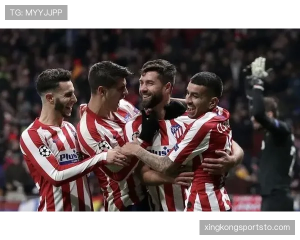 哈兰德与卡瓦尼的跑位逻辑与进攻效率对比分析